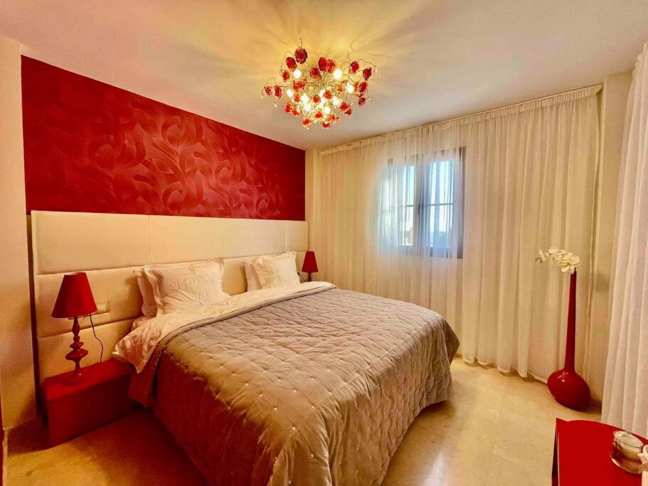 Villa Deluxe,White Beach,Mountains Фінестрат Екстер'єр фото